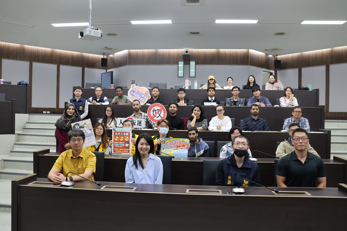 國立臺灣海洋大學於行政大樓第二演講廳舉辦國際學生新生說明會，來自多國的新生齊聚一堂